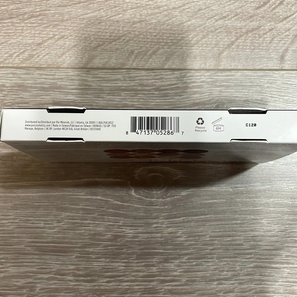 New in box Pur defense anti pollution eyeshadow palette - Picture 5 of 11